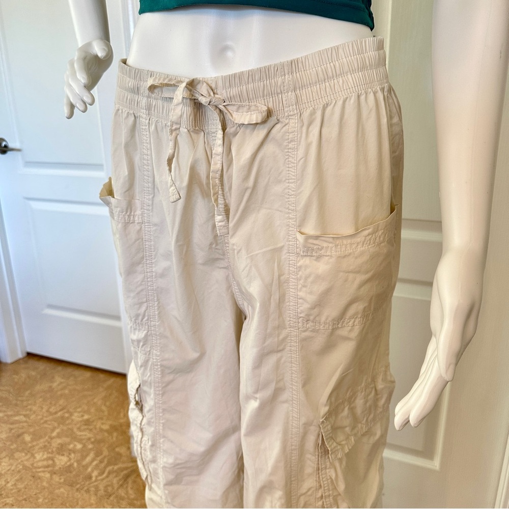 Aerie Cream Cargo Pants (M) - Picture 5 of 6